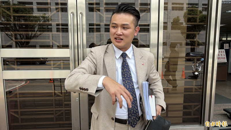 性侵開庭向法官認真還原狀況 蕭淑慎丈夫梁軒安:檢察官一直看我有沒有不好意思