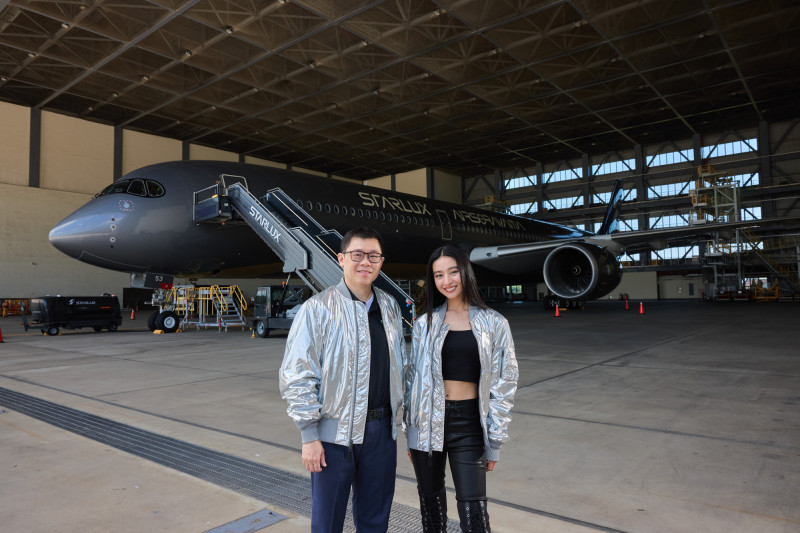 木村拓哉女兒擔任星宇藝術機形象大使 董事長張國煒親自導覽