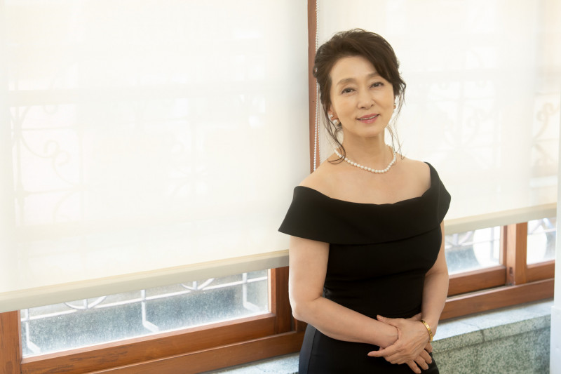 《機智醫生》碩亨媽媽現身台灣!夜市朝聖黃仁勳 親吐「不碰南韓股市」內幕