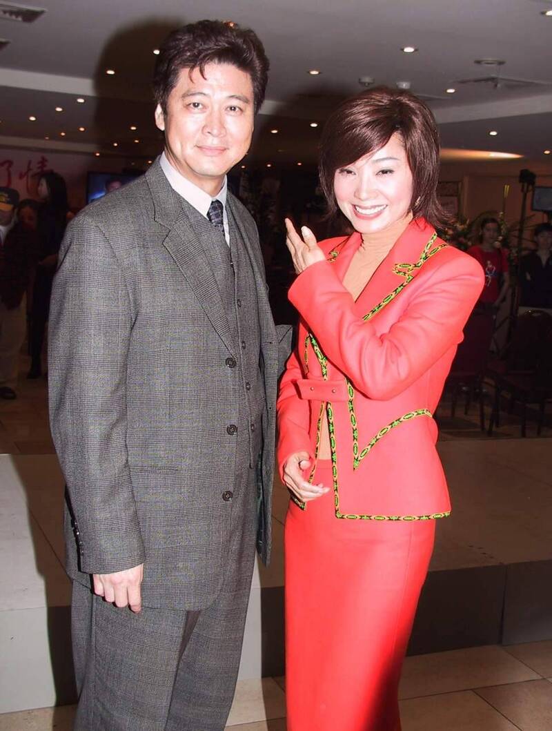 陳美鳳（右）與劉尚謙（左）曾是一對銀色情侶。（民視提供）