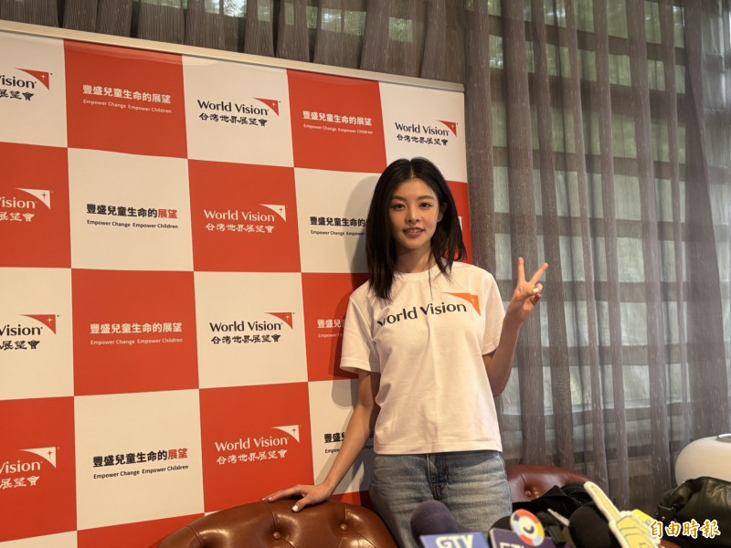 29歲生日接到外婆過世噩耗!詹子萱忍痛奔非洲 見「死亡谷扔童骨」心疼