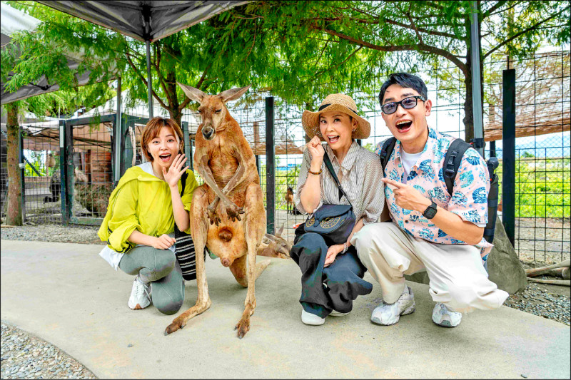 揪王瞳陳謙文遊宜蘭 方馨吐未竟心願