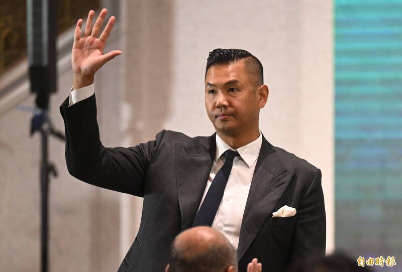黑人陳建州驚傳心肌梗塞送醫!7天前才公開站台「露面狀態曝光」
