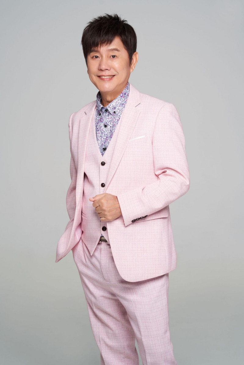 才滑進黃露瑤香閨被拍!黃西田邀「準女婿」郭忠祐合體時機曝光