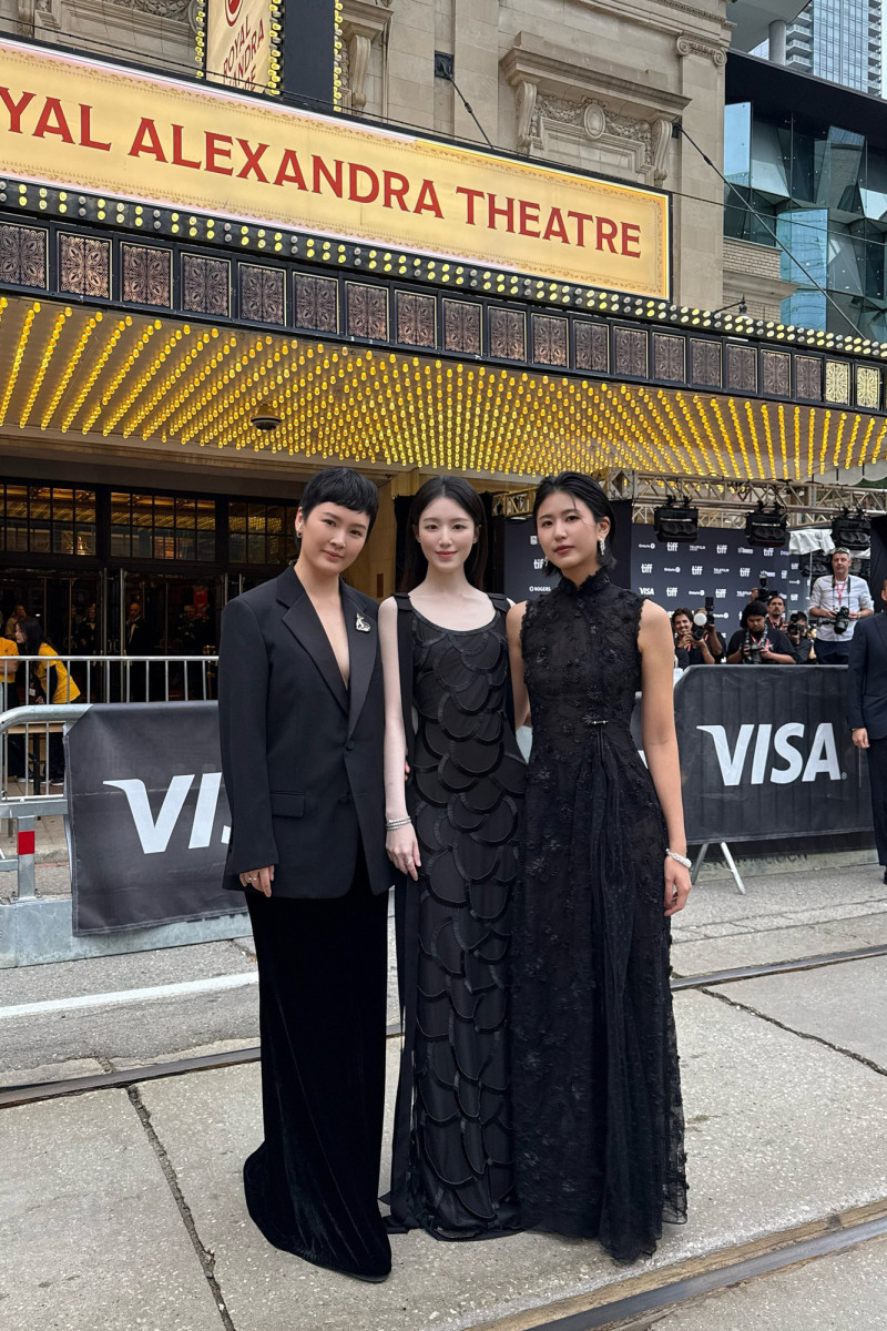 《幸福快樂的日子》於多倫多國際影展世界首映，導演阮鳳儀（左起）、舒華、陳璇。（水花電影提供）
