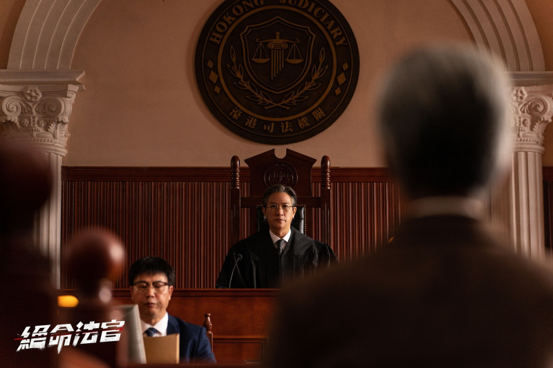 張家輝在《絕命法官》飾演剛正不阿的法官，卻因一場車禍陷入追求正義與守護親情的天人交戰。（TVBS提供）