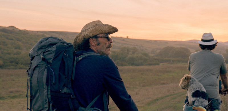 兒子輕生4年後...法國名導騎車千里悼念 重走亡兒路