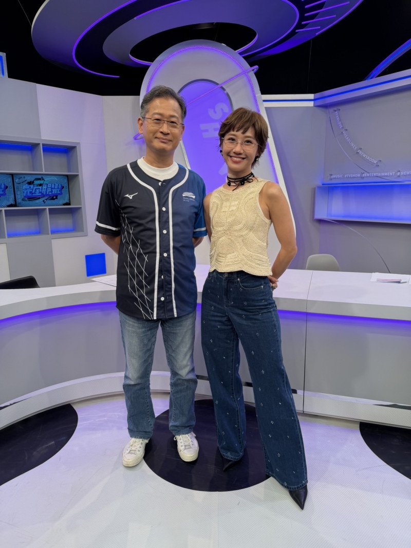 周杰倫搶大巨蛋第1人「他飛海外才促成」!蔡依林超狂砸9億彩排1個月