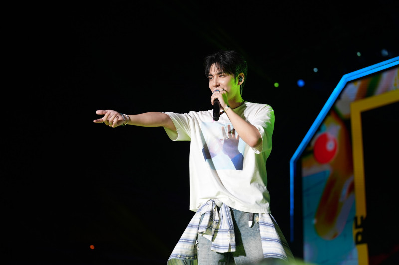 (直擊)DAY6元弼中文出包!見台粉竟抱怨「今天我很累」嚇壞:出大事了