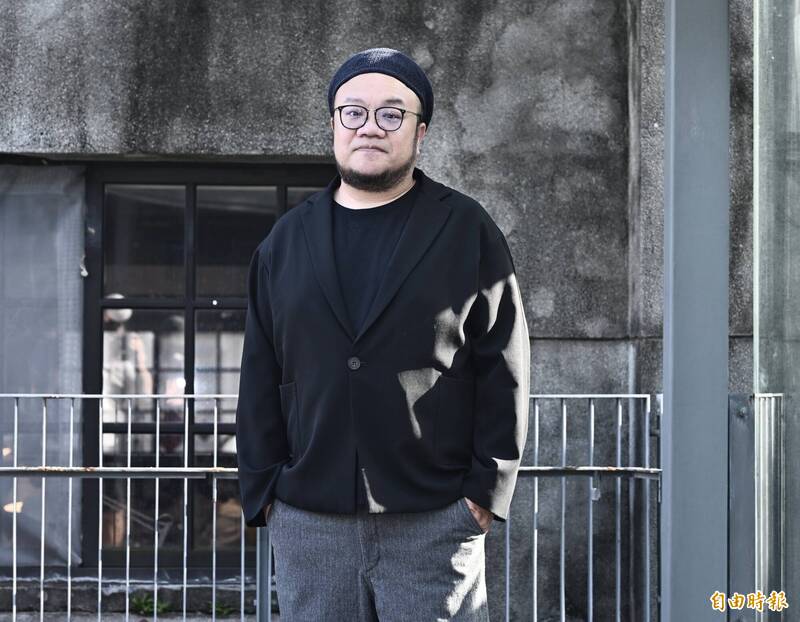 挺沈伯洋不怕被封殺!名導「沒包袱」爆合約變廢紙黑幕:高層被抓去關