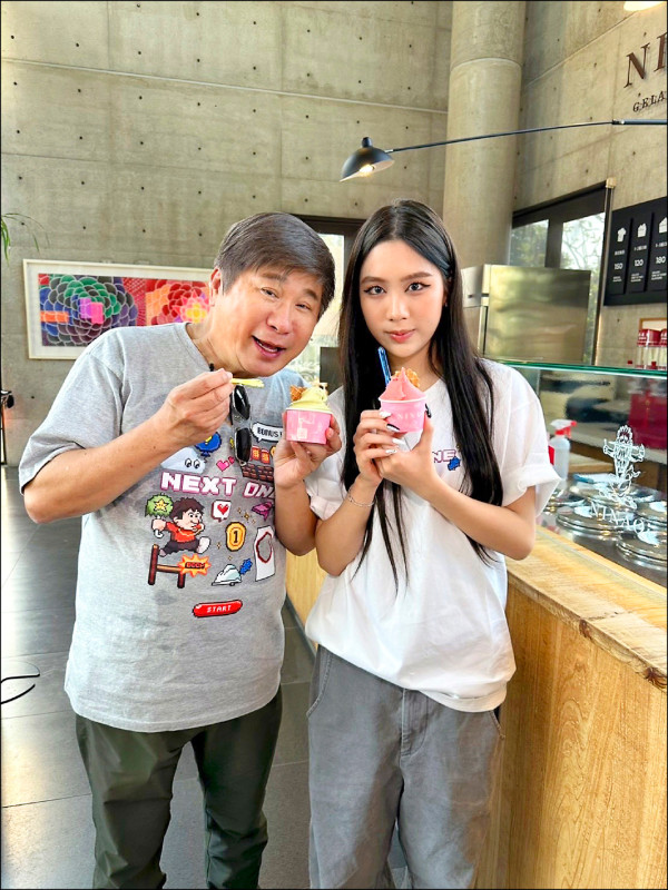 胡瓜被外孫女嗆巨嬰 自揭大頭症黑歷史