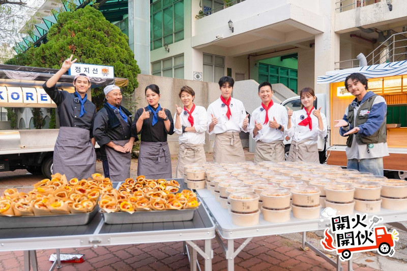 美麗本人切蘋果竟切到手 李玉璽不忍開嗆了