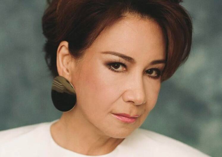 73歲華語歌后甄妮罕露面   近照曝光風韻猶存