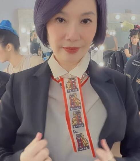 大家一起來!唐美雲霸綁「洋流慧聚」飄帶登台