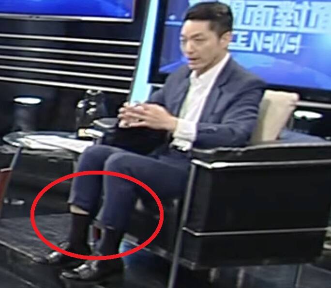 蔣萬安快看! 漏網照片曝光 西裝控超崩潰