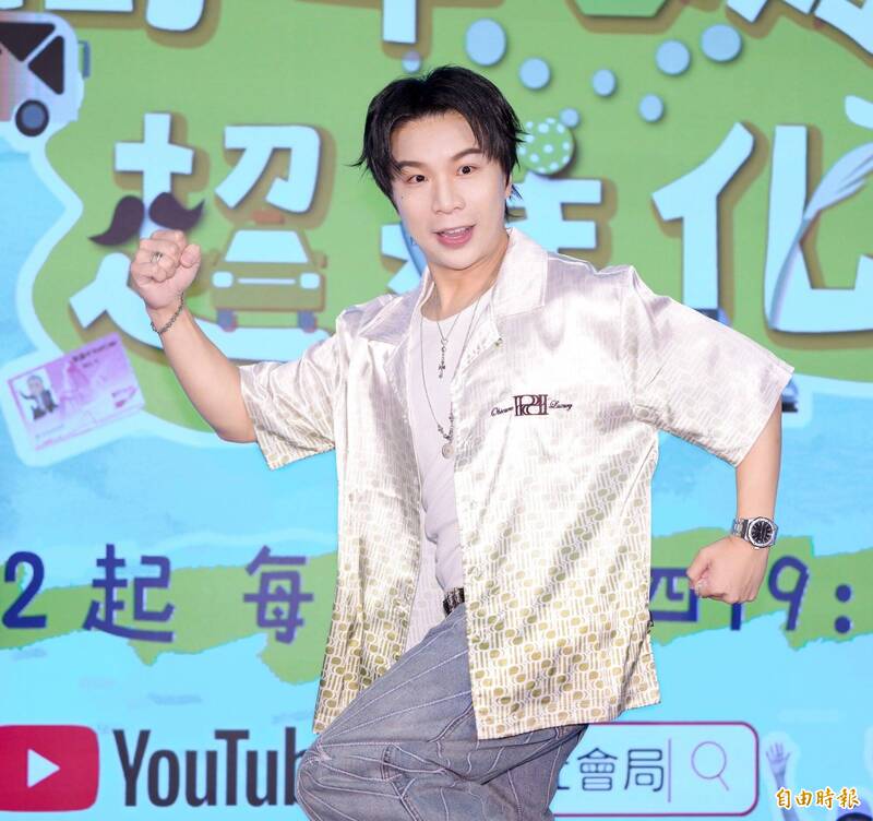 派翠克深夜約會風波延燒  「耳機妹」IG突轉私人帳號