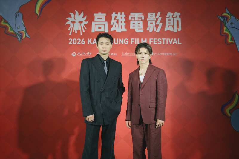 磯村勇斗、末澤誠也為《心靈導失》來台宣傳，受訪時不停吐槽。（高雄電影節提供）