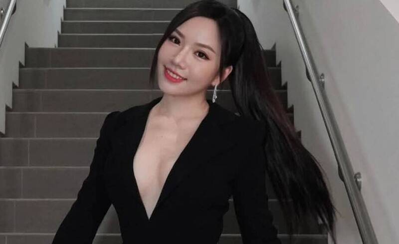 金鐘61》蔡尚樺走紅毯胸前挖深V辣翻 從頭到尾玩嗨