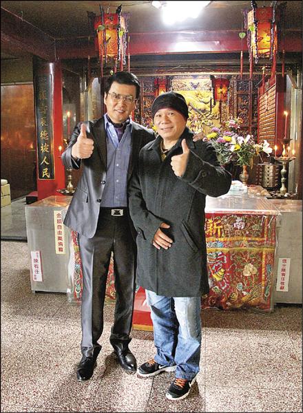 周明增痴戀人妻 神明版大仁哥