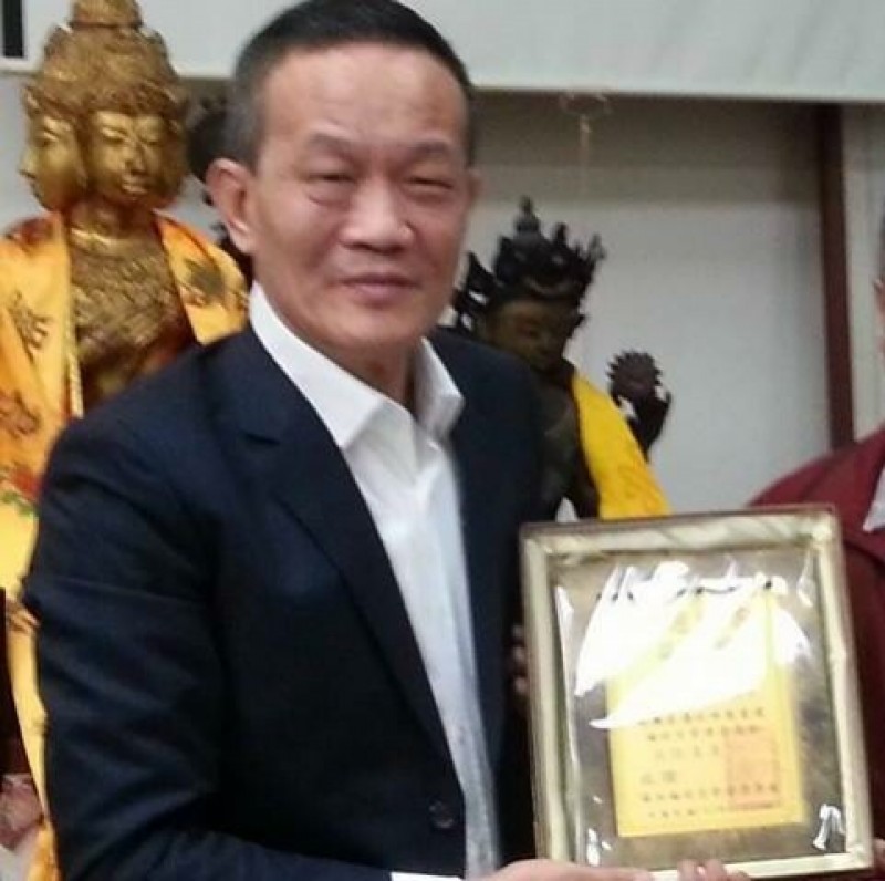成立豬哥亮慈善基金會?林瑞圖為「手尾錢」槓上周勝考 成立豬哥亮慈善基金會?林瑞圖為「手尾錢」槓上周勝考