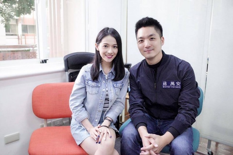 周玉蔻615字談女主播合照  矛頭指向電視台主管