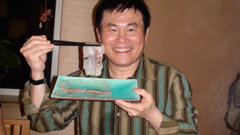 驚見已故劉駿耀 羅友志悲：為何沒叫滑手機乘客？