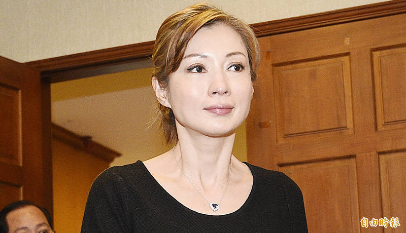 連交多任洋男 溫翠蘋吵架飆罵：吃屎啦