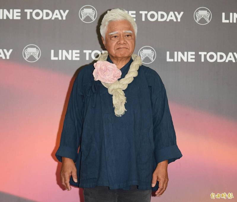 金曲33》大咖音樂人現身紅毯 黃宣「收嗨變乖」鄉民秒被圈粉