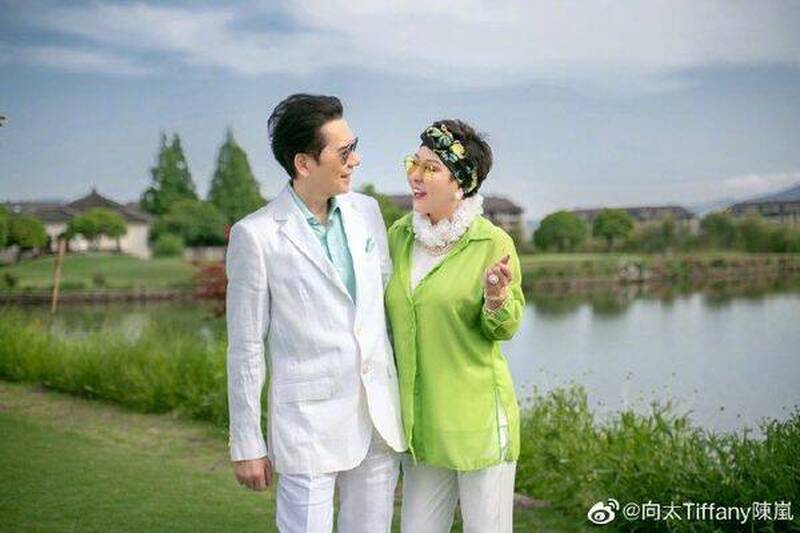 向太豪砸千萬寵粉  回歸直播霸氣送百輛車