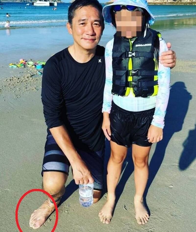 海邊捕獲野生梁朝偉 帥到有灰指甲都可愛 海邊捕獲野生梁朝偉 帥到有灰指甲都可愛