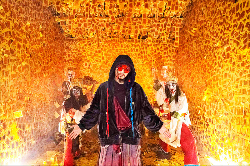 黃明志搞鬼勸世 七爺八爺來逗陣