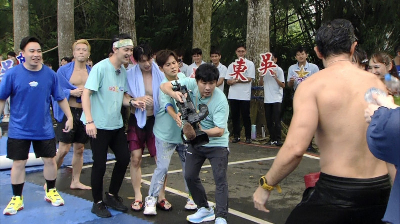 胡瓜被地方媽媽撒嬌竟臉綠！超慘懲罰無尊哀喊：不知是水還是淚