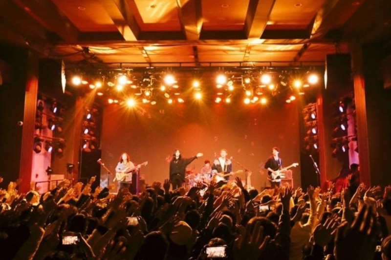 五月天遭懷疑假唱未落幕  中國女歌手批：會寫歌不等於會唱