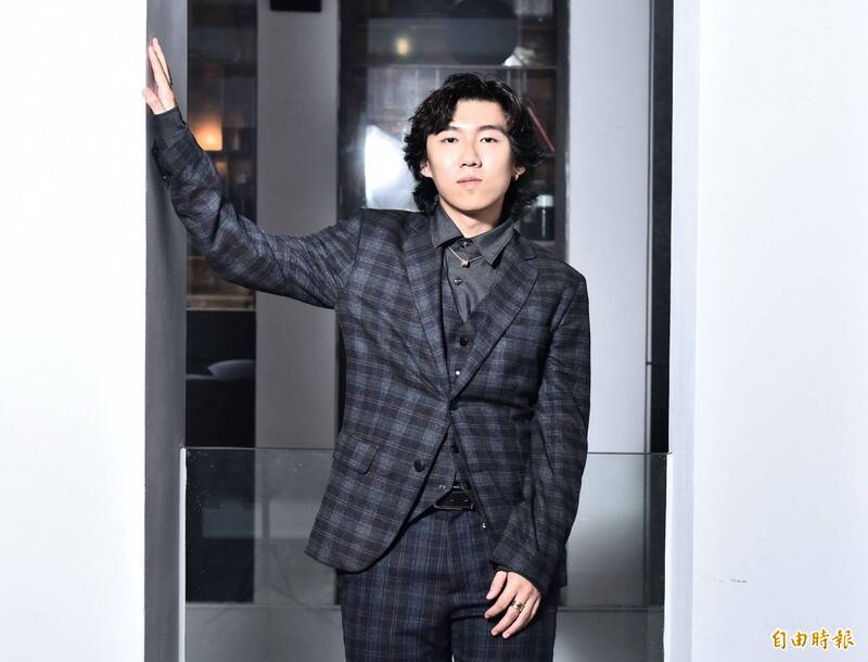 （《年少日記》專訪4-3）經常詮釋被霸凌或輕生   周漢寧直喊「我很健康！」  視張艾嘉為榜樣