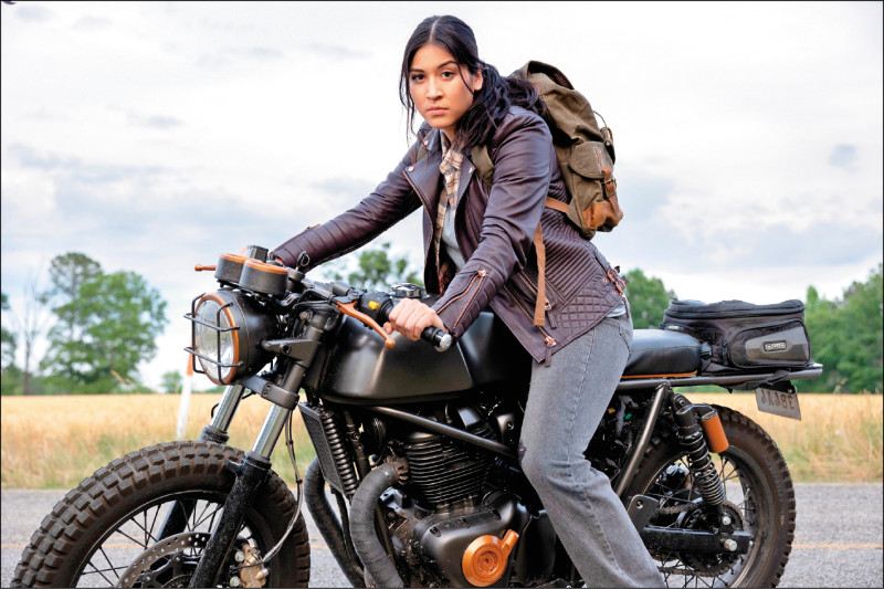 《回聲女》武力全開   阿拉奎喊話當身障者榜樣