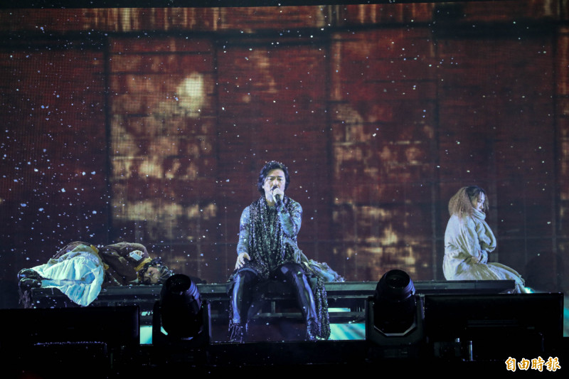 強碰12強台日大戰！「陳浩南」沒在怕 鄭伊健專寵台灣歌迷嗨到跪地