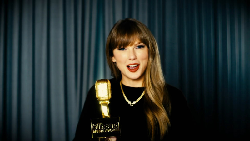 泰勒絲抱走10座告示牌音樂獎！SEVENTEEN、Stray Kids都得獎