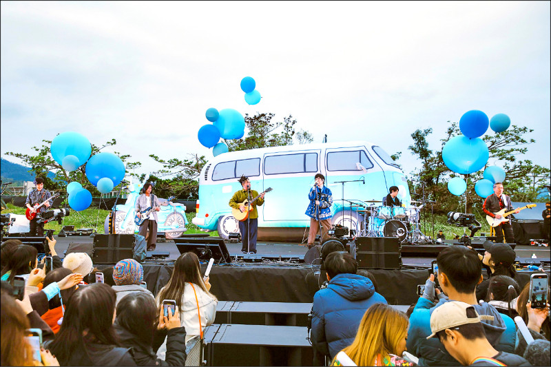 （一路向東Day2）五月天玉里唱乾杯 Matzka糗被叫瑪莎