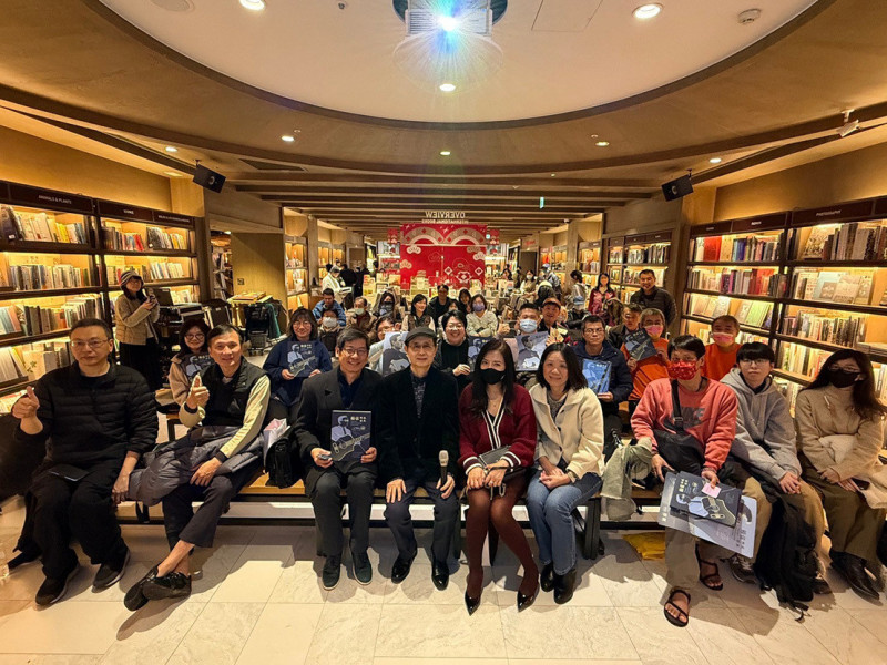 「民歌之父」楊弦暌違50年再出輯 余光中、席慕蓉詩作寫成歌