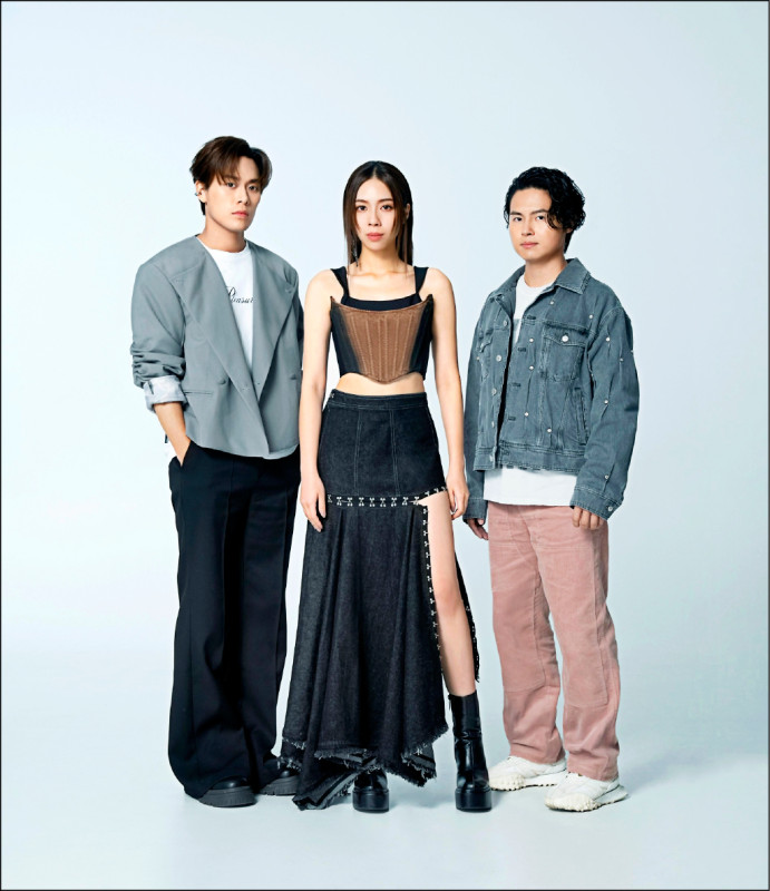 告五人獻唱《夜校女生》 憶90年代學子的迷惘