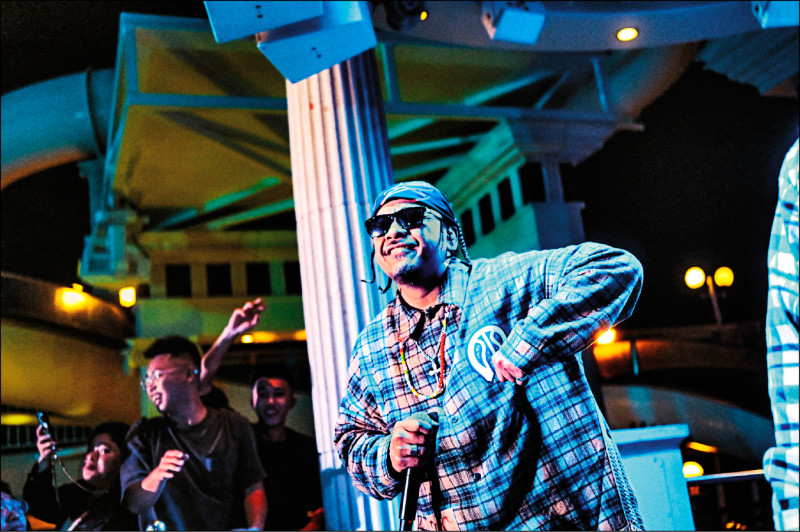 葛西瓦糗被誤認Matzka 沖繩下船直衝國際通