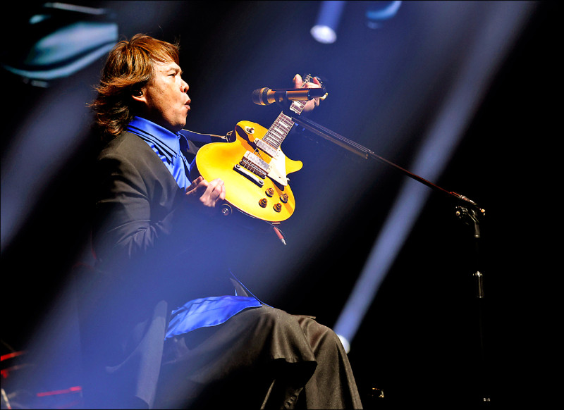 伍佰11月七度攻雄蛋 售票祭出實名抽選登記制