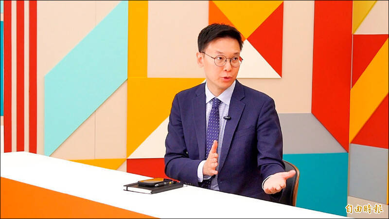 林飛帆接受名嘴王時齊專訪 脫口「這麼老？」