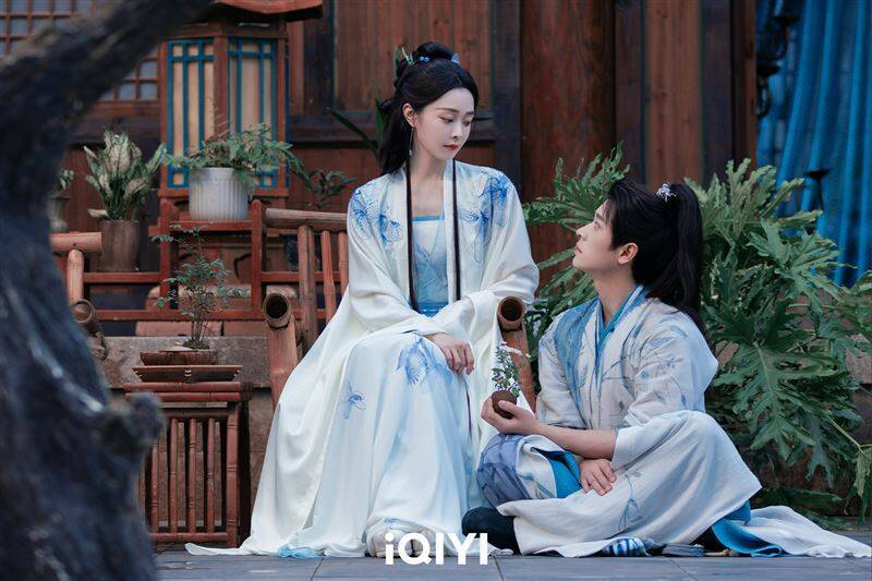 CP炒過頭？宋軼與男星親密互動瘋傳 網反感：太會炒了吧