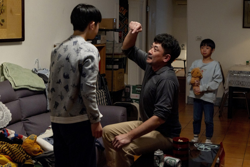 柯叔元淪酗酒家暴父 「3變化」男人致命傷全中了