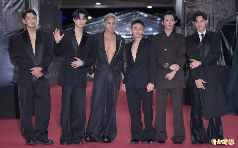 金鐘60》六棒紅毯合體  網驚：威廉心事重重