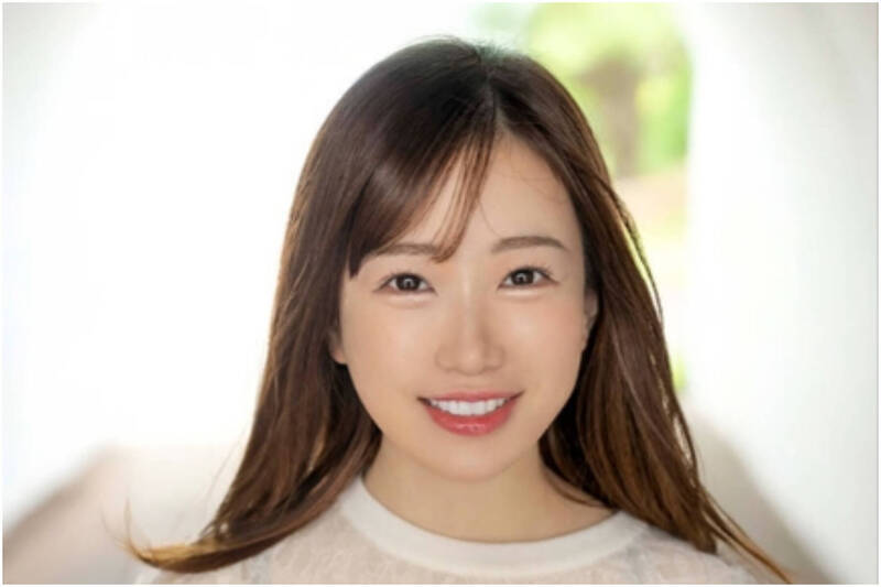 財經網紅轉戰AV女優被發現 罕見行為遭疑投資慘賠