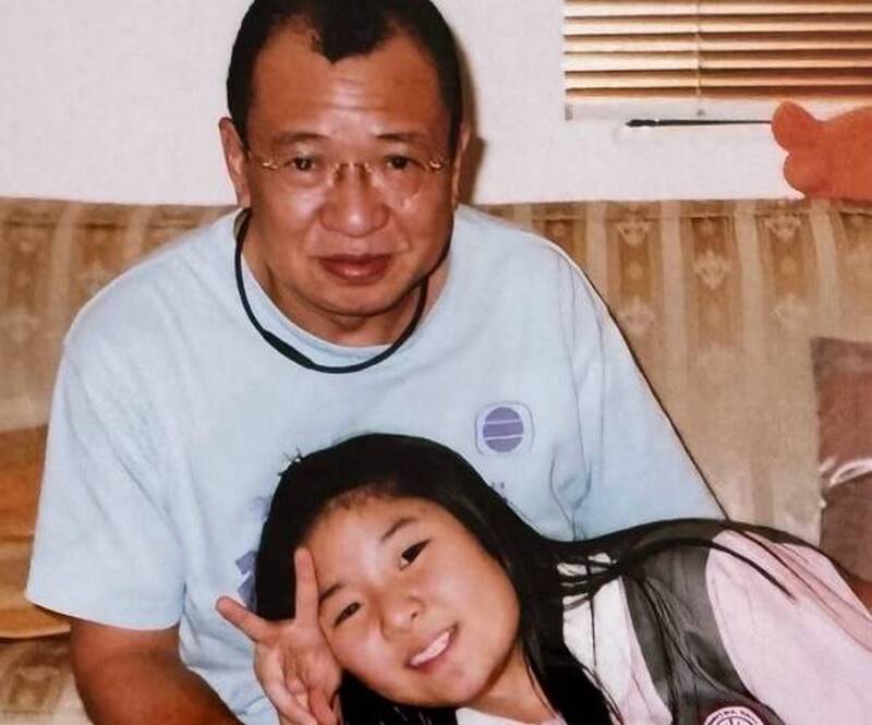 港星許紹雄過世一周逢「77歲冥誕」 女兒悲吐心聲