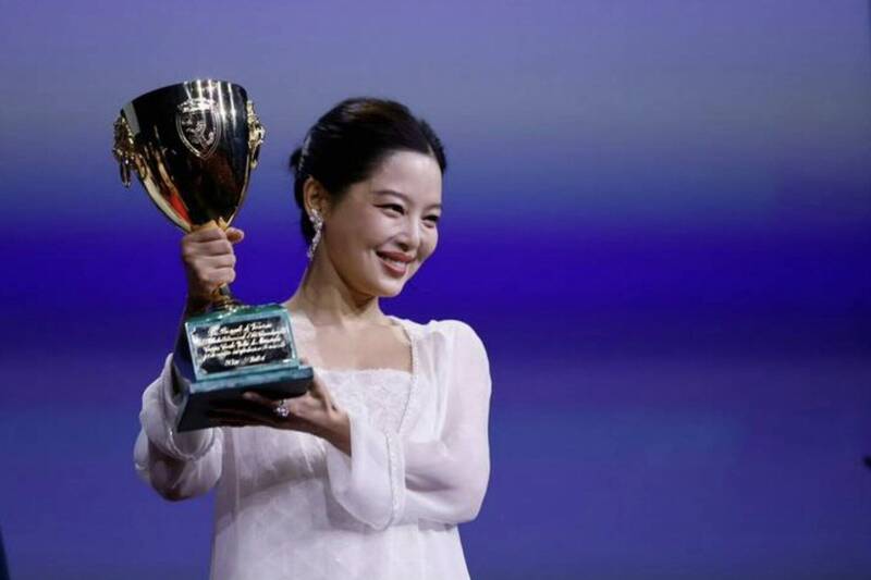 金馬女配槓上威尼斯影后？ 辛芷蕾大動作反擊