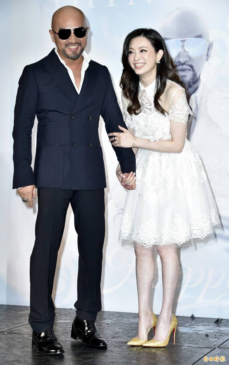 辛龍痛失劉真後隱居5年 親回「國外結婚真相」